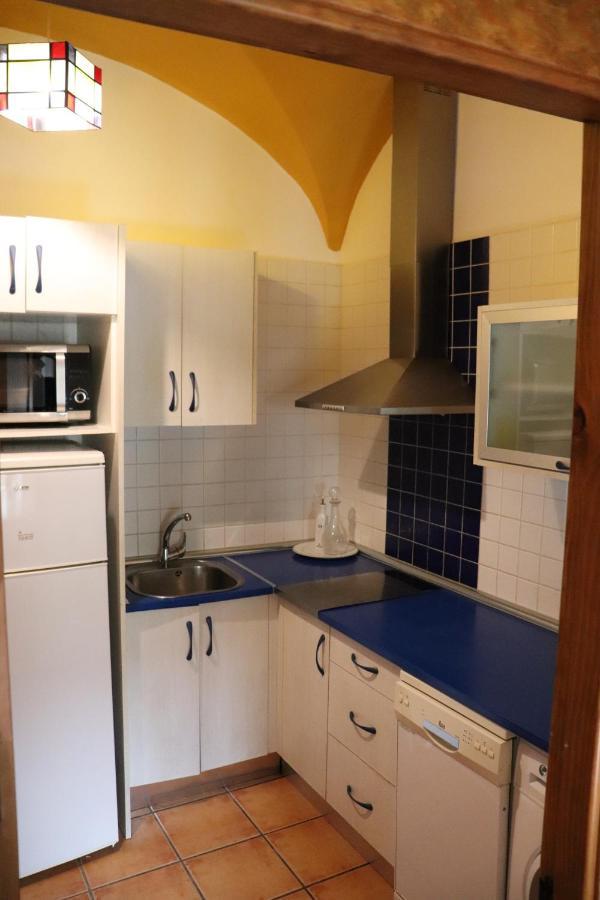 Apartamentos Las Buganvillas Caces Exteriör bild